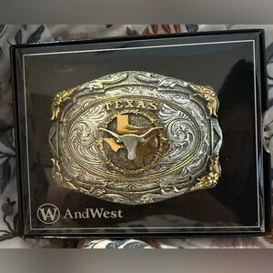 Andwest Texas — Framed Flower Corner Scallop Buckle